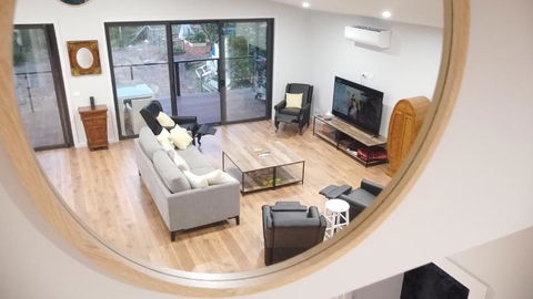 PIECE OF PARADISE, Huge 4 Bedroom Haven - Goulburn Accommodation 2