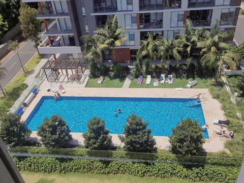 Pool View Of Marquarie Park Paradise - Goulburn Accommodation 3