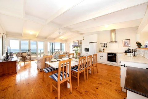 PORT WILLUNGA DREAMING A Beach Front Experience - Goulburn Accommodation 0