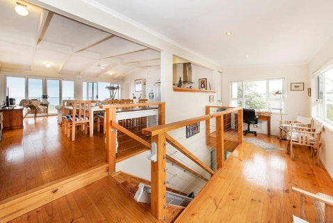 PORT WILLUNGA DREAMING A Beach Front Experience - Goulburn Accommodation 2