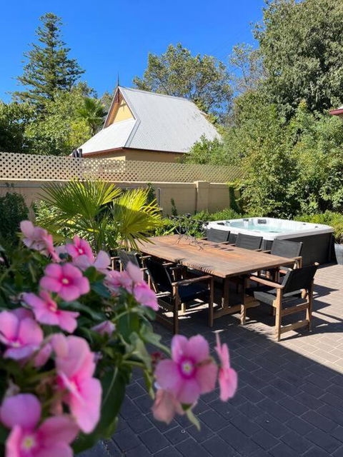 Porters Cottage Oasis - Goulburn Accommodation 0