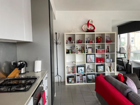 Radiance - Chic Fitzroy Street Apartment - Goulburn Accommodation 3