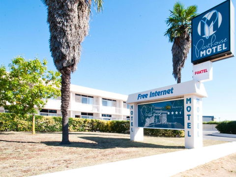 Posthouse Motor Lodge - Goulburn Accommodation 0