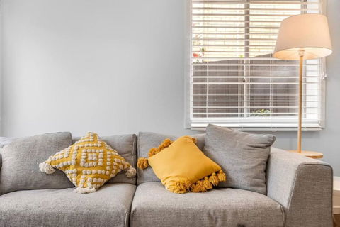 Prime Location, Stylish Space - Goulburn Accommodation 1