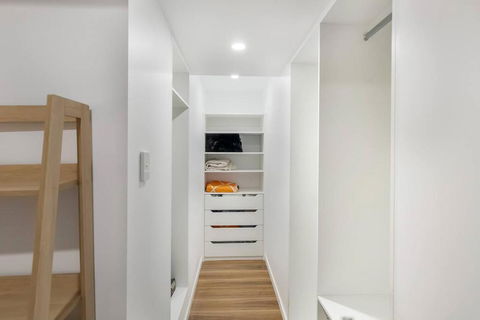 Prime Location, Stylish Space - Goulburn Accommodation 3