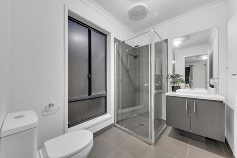 Private Room Cbd Airport 20 Min - Goulburn Accommodation 3