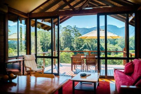 Promised Land Retreat - Goulburn Accommodation 3