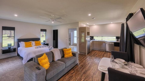 Quaffers On Storm King - Goulburn Accommodation 3