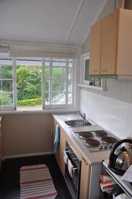 Quaint & Cosy 1 Bedroom Apartment In Queenslander. - Goulburn Accommodation 3