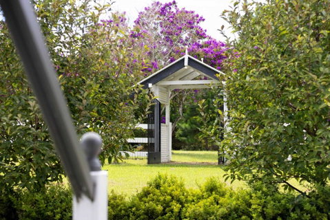 Rambling Roses - Goulburn Accommodation 1