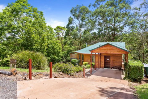 Ravensbourne Escape-Tree Tops - Goulburn Accommodation 1