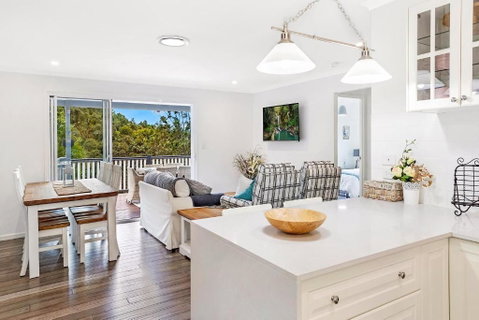 Red Gum Cottage - Goulburn Accommodation 3