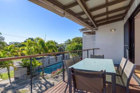 Rainbow Surf 5 - Goulburn Accommodation 1
