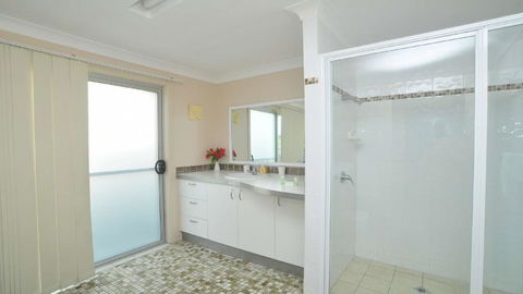 At The Beach - Lennox Head - Goulburn Accommodation 1