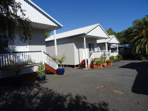 Augathella Palms Motel - Goulburn Accommodation 0