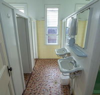 Australian Hotel - Goulburn Accommodation