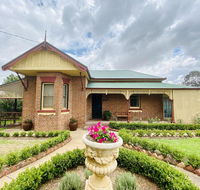 Avoca House - Circa 1900 Gorgeous Federation Home - Goulburn Accommodation