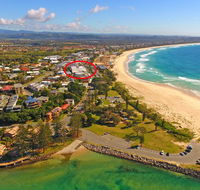 Azura Ocean View Holiday Apartment - Goulburn Accommodation