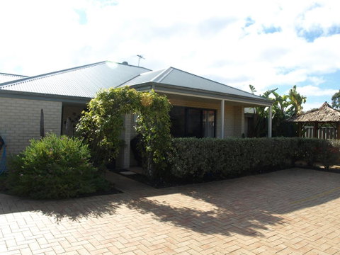 Baudins Of Busselton Bed And Breakfast - Goulburn Accommodation 3
