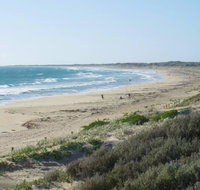 Beach and Golf Hideaway - Goulburn Accommodation