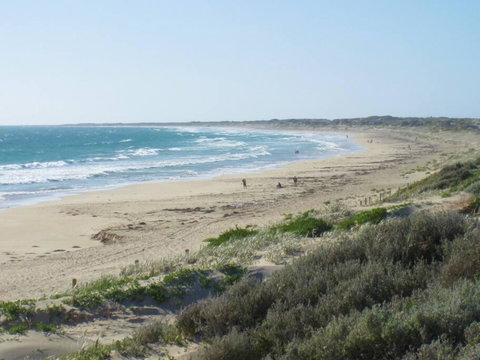 Beach And Golf Hideaway - Goulburn Accommodation 0