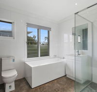 BEACH HOUSE ON PEARL - Goulburn Accommodation