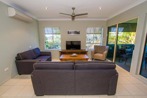 Beach Pad 2 - Goulburn Accommodation 3