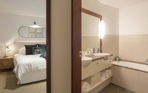 Beach Suites - Goulburn Accommodation 1