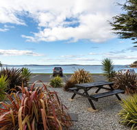 Beachfront Apartment Blackmans Bay - Goulburn Accommodation