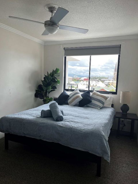 Republic Apartment - Goulburn Accommodation 1
