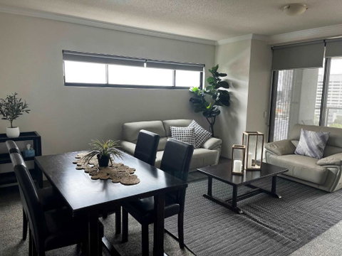 Republic Apartment - Goulburn Accommodation 2
