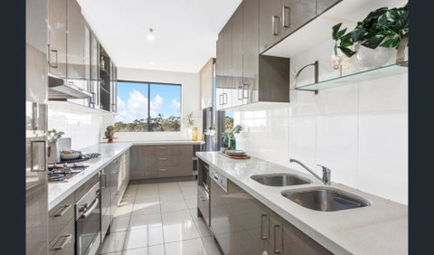 Resort Style 1 Or 2 Bedroom With Pool And Free Parking - Goulburn Accommodation 3