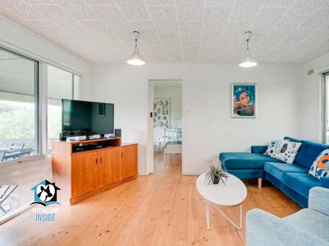 Retro Groovy Pad Pt Elliot - Goulburn Accommodation 1