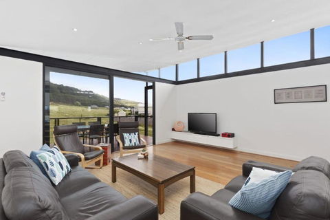 Red Salt - Goulburn Accommodation 0