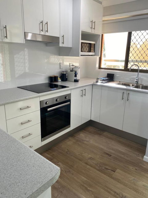 Relax On Ross - Goulburn Accommodation 1