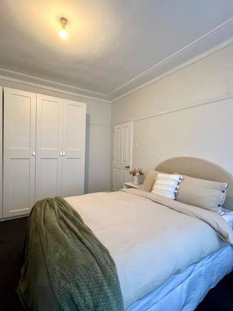 Renovated 3 Bedroom House - Goulburn Accommodation 1