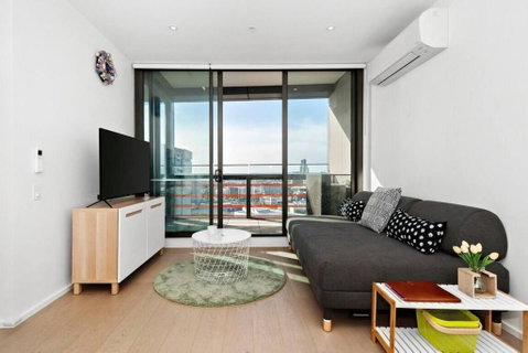 Resort-style Docklands Riverview Stay With Parking - Goulburn Accommodation 2