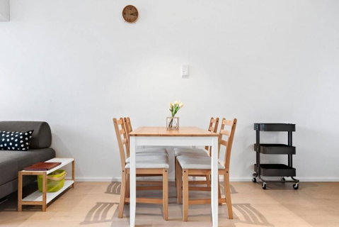 Resort-style Docklands Riverview Stay With Parking - Goulburn Accommodation 3