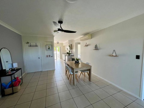 Resort Style Holiday Unit - Goulburn Accommodation 3