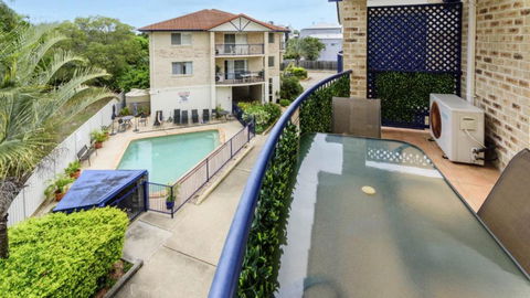 Resort Style Unit Across From The Water - Goulburn Accommodation 0