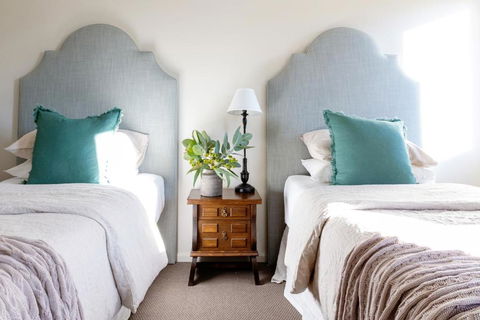 River Run Bright - Goulburn Accommodation 2