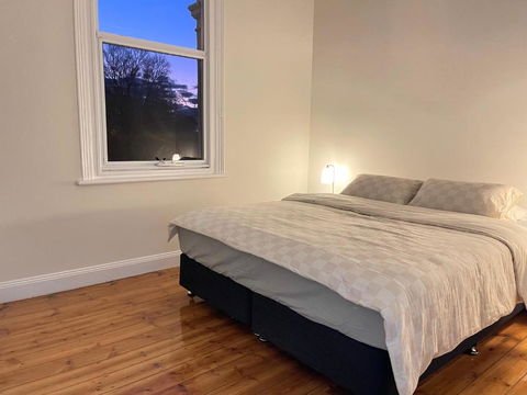 Riverside Hotel - Goulburn Accommodation 1