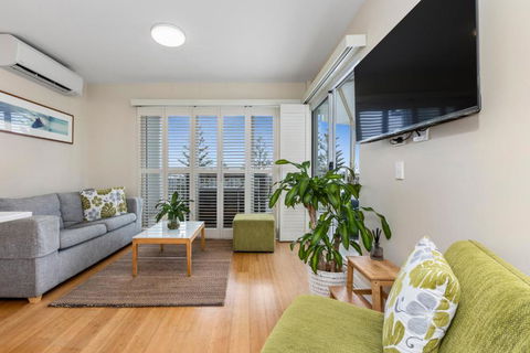 Salt - 2brm Apartment With Spa Bath And Ocean Views - Goulburn Accommodation 3