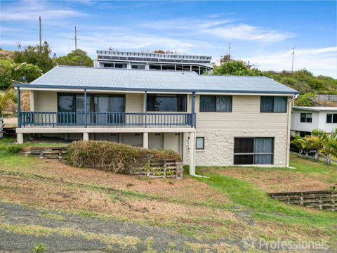 Rocky Retreat At Emu Park - Goulburn Accommodation 1