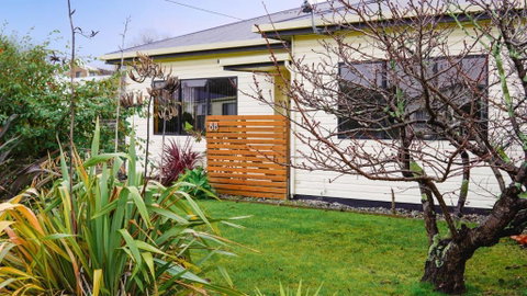 Room @ 88 - Goulburn Accommodation 0