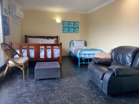 Rosebourne Gardens Motel - Goulburn Accommodation 2