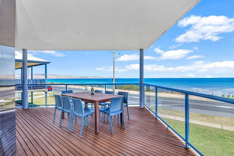 Sail Away - Aldinga Beach - C21 SouthCoast Holidays - Goulburn Accommodation 0
