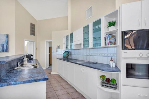 Sail Away - Aldinga Beach - C21 SouthCoast Holidays - Goulburn Accommodation 2