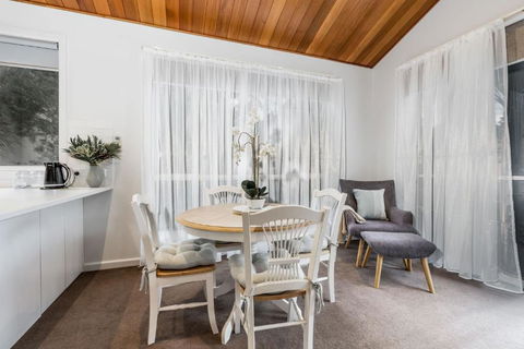 Sails Five Inverloch - Goulburn Accommodation 2