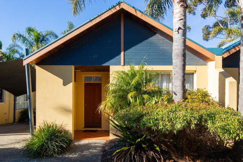 Sails Two Inverloch - Goulburn Accommodation 1